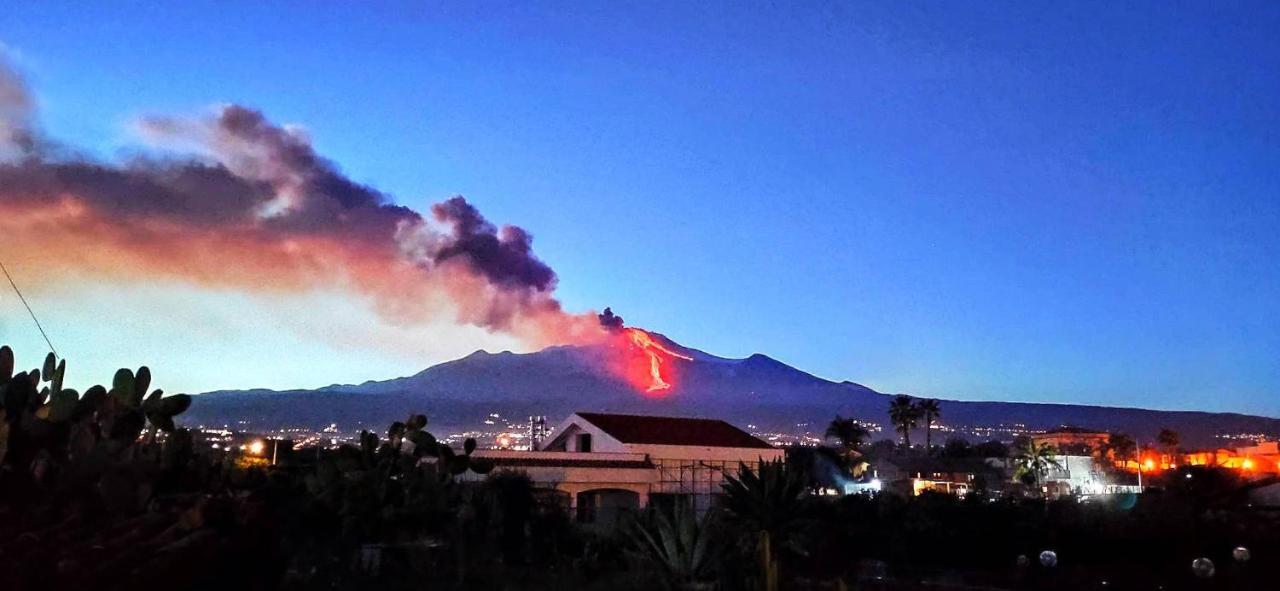 Casa Del Sole Con Vista Sull'Etna A 200 Mt Dal Mare Villa Acireale Exteriör bild