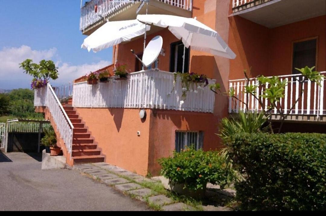 Casa Del Sole Con Vista Sull'Etna A 200 Mt Dal Mare Villa Acireale Exteriör bild
