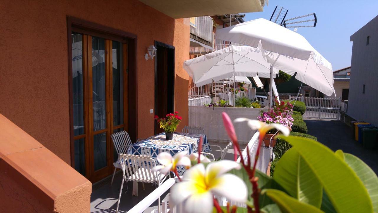 Casa Del Sole Con Vista Sull'Etna A 200 Mt Dal Mare Villa Acireale Exteriör bild